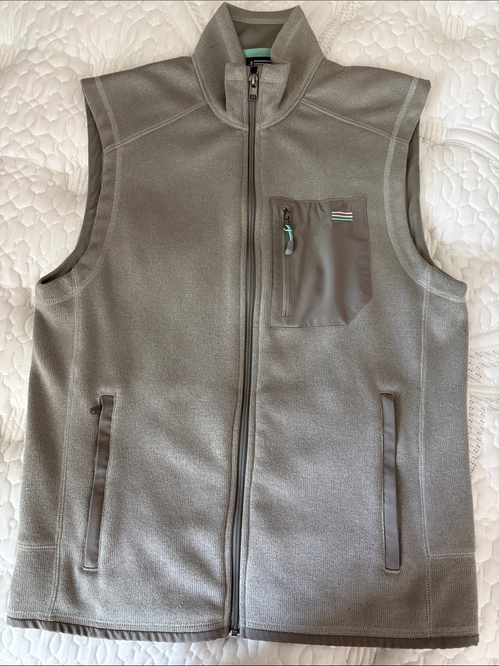 LIVE FOREVER GOLF vest